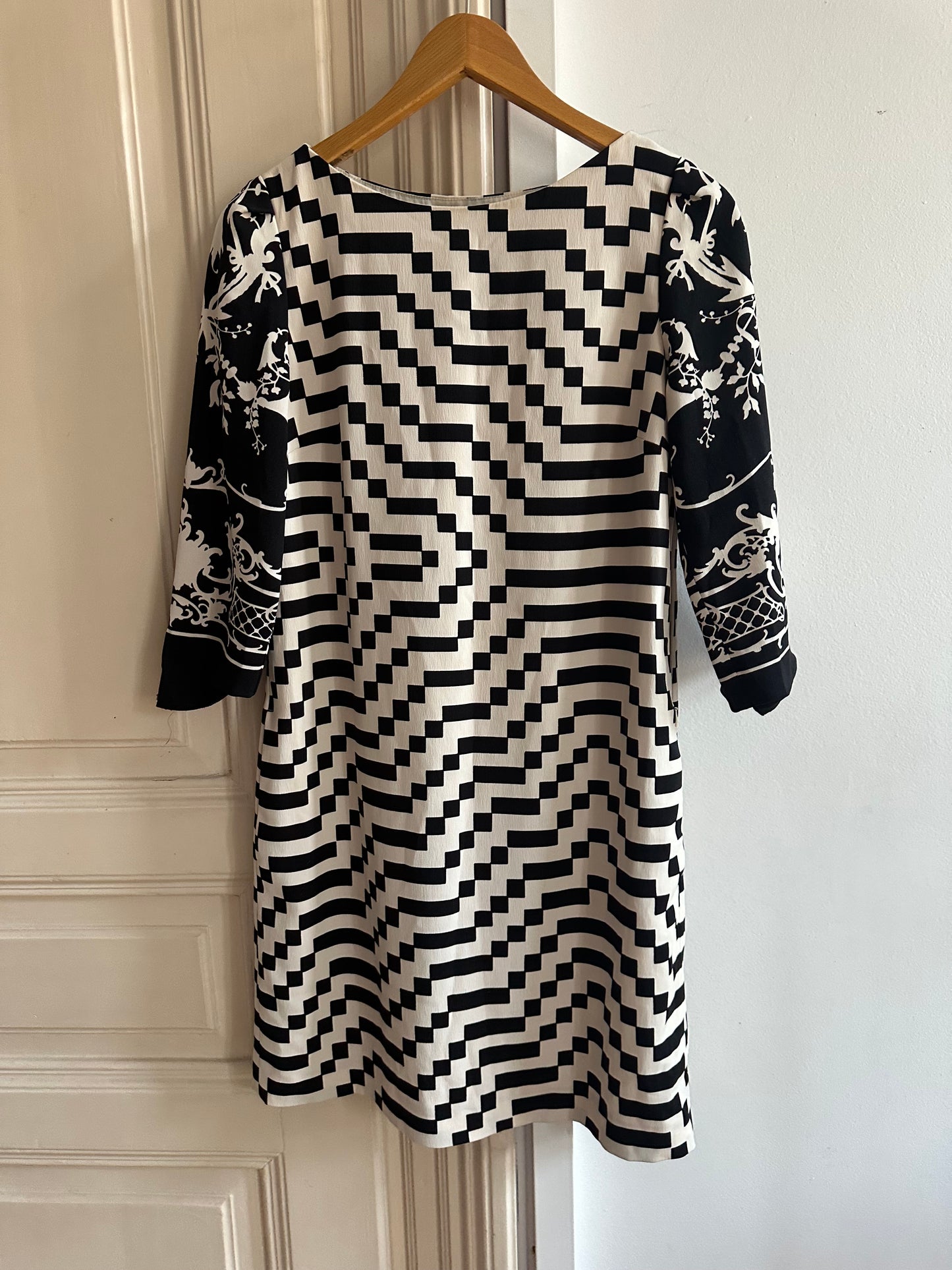 Czarno-biała sukienka Max Mara