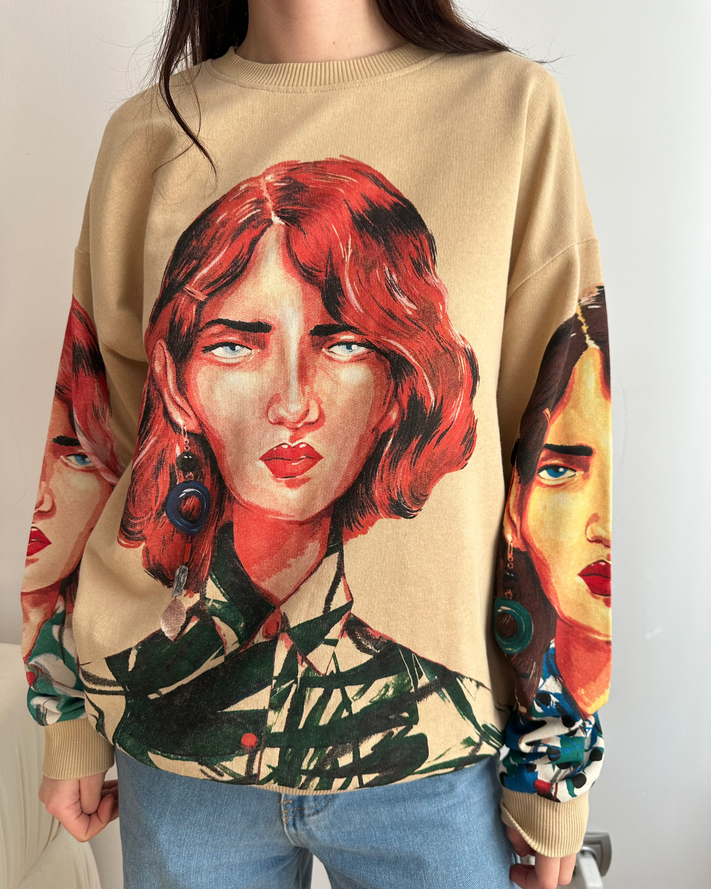 Beżowa bluza z nadrukiem Zara
