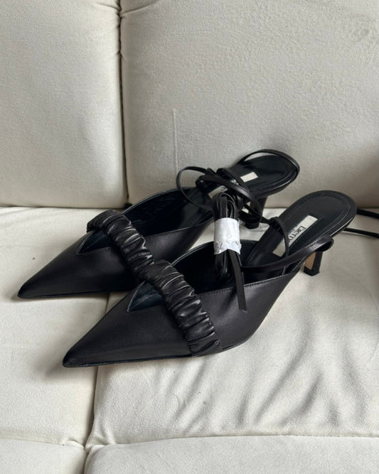 Buty na obcasie kitten heels