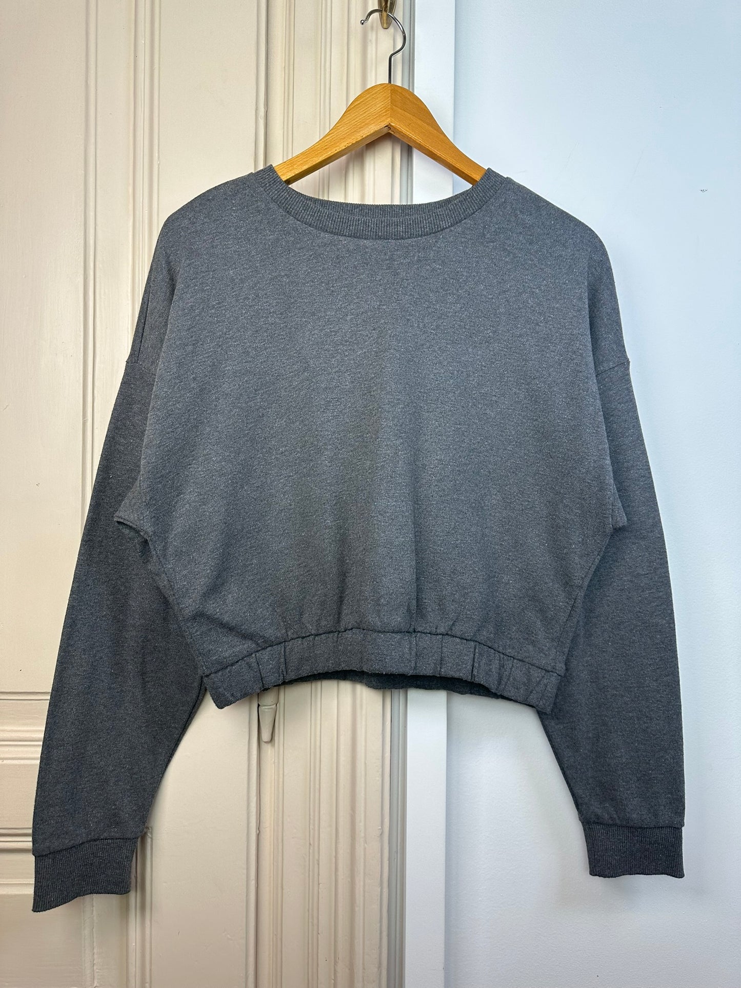 Bluza basic o krótszym kroju